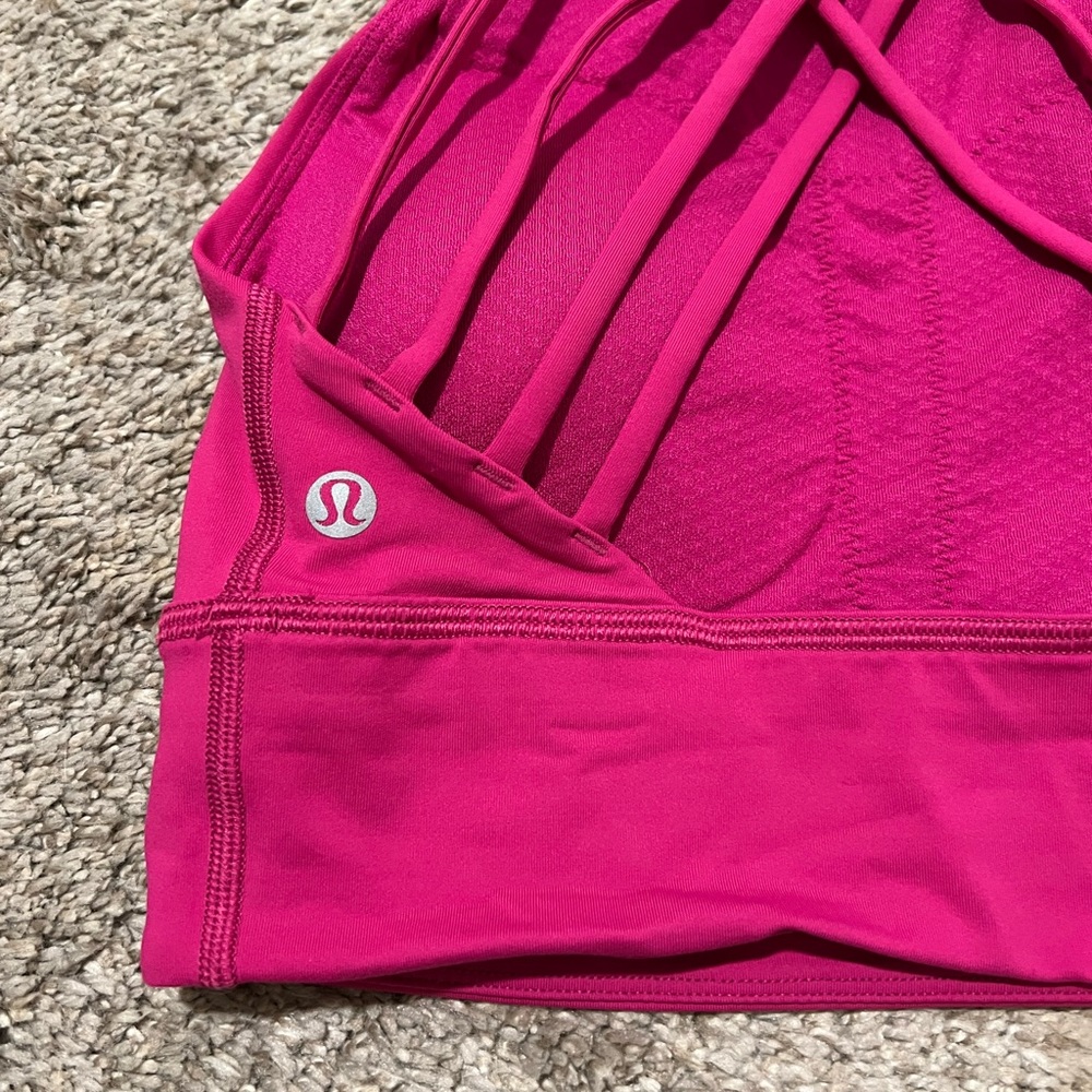 Lululemon Free to Be High-Neck Longline bra